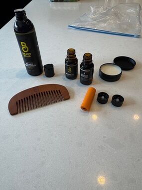 Men’s Grooming Kit - Black & Brown